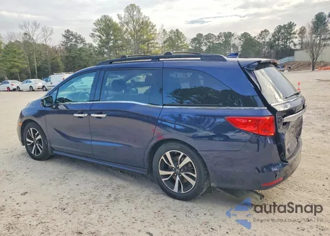 2018 Honda Odyssey Elite z USA, uszkodzony, nr VIN 5FNRL6H92JB101905